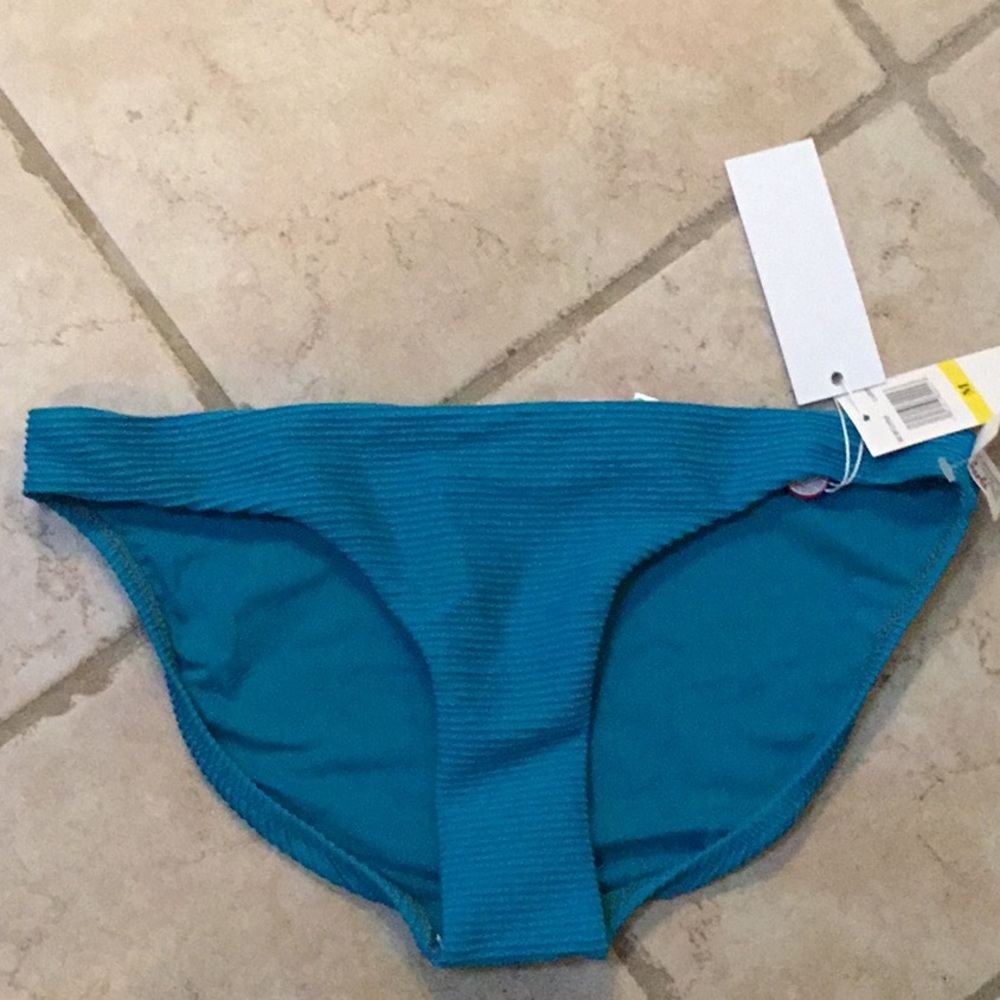 NWT Swim suit bottom M